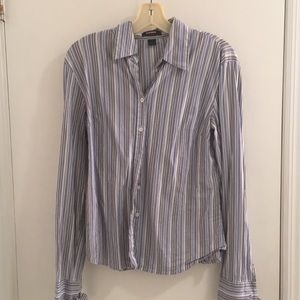 Express stretch button up top